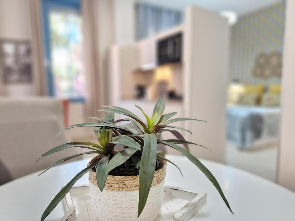 Del Parque Flats Galatas Malaga Apartment ภายนอก รูปภาพ
